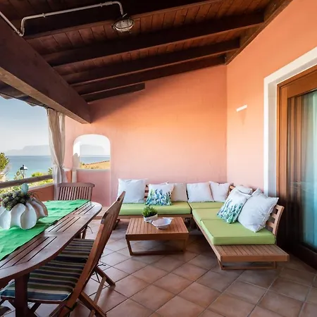 Lejlighed Residenze Quinta Spiaggia Golfo Aranci